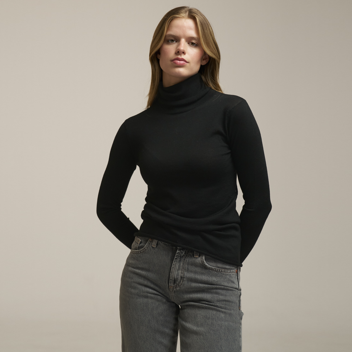 0039ITALY Rollkragenpullover WHILEY aus Wolle - Schwarz