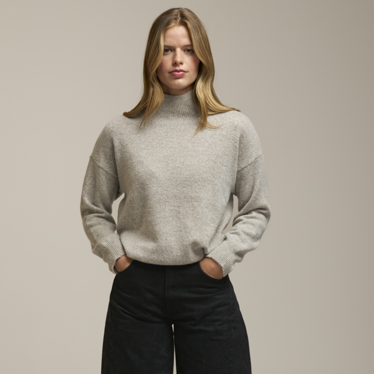 0039ITALY Rollkragenpullover NINA mit Kaschmir - Beige