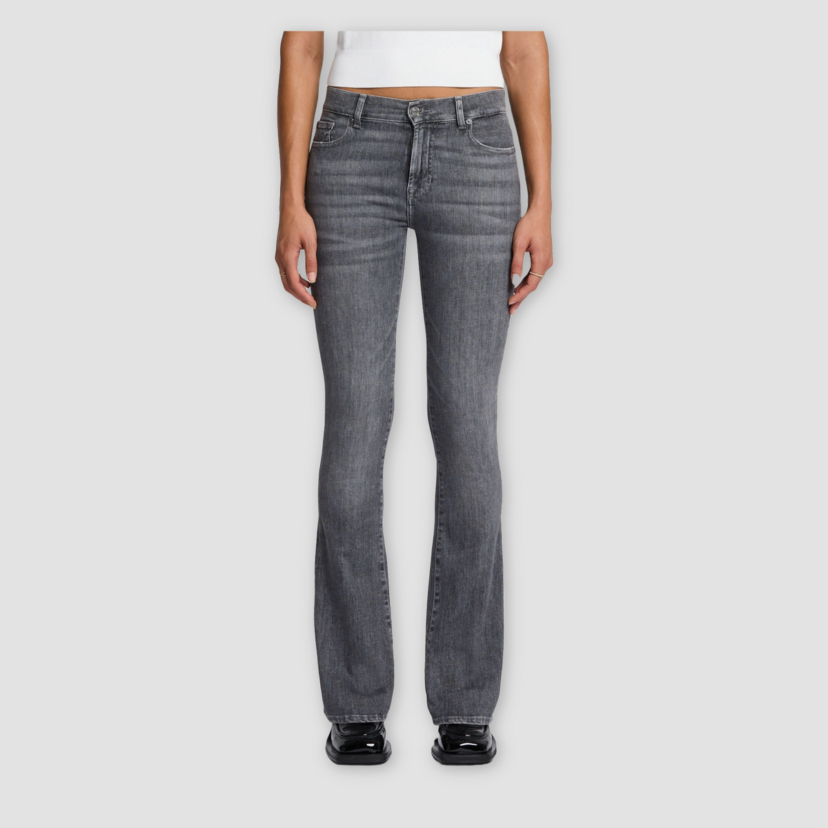 Seven-for-all-mankind-Damen-Bootcut-Soho-Grey-03