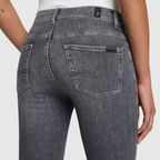 Seven-for-all-mankind-Damen-Bootcut-Soho-Grey-04
