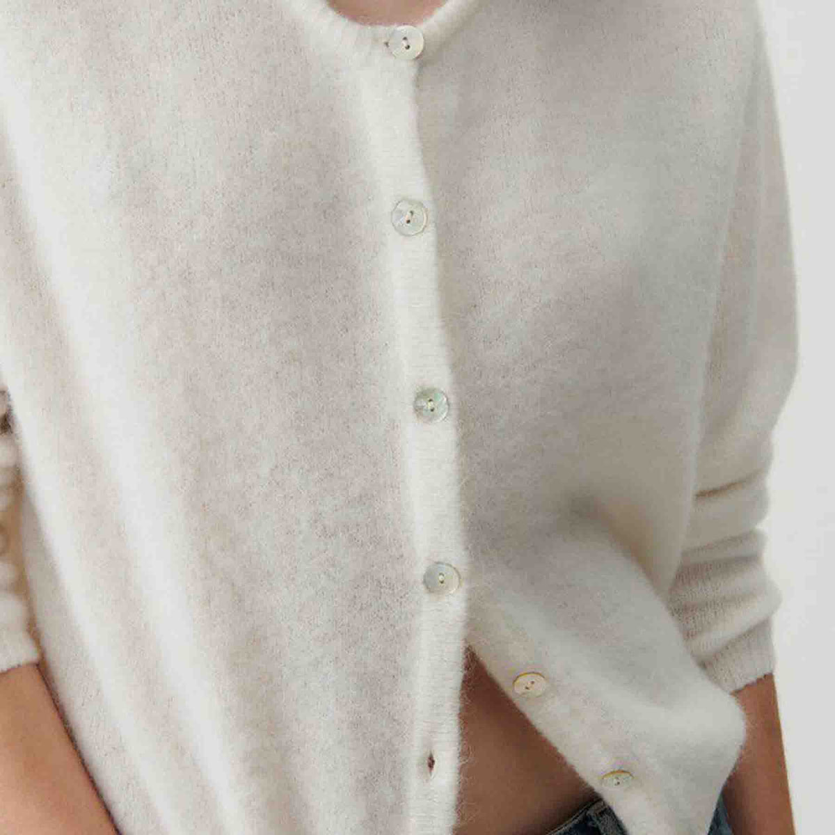 american-vintage-damen-strickjacke-cardigan-vitow-weiss-blanc-vito19e-blanc-4