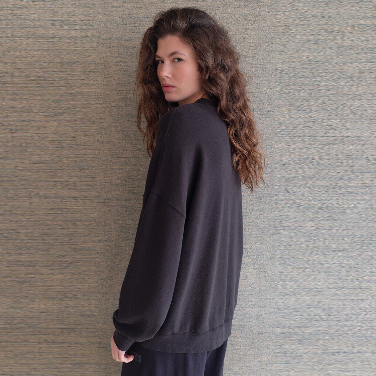 AMERICAN VINTAGE Sweatshirt ATUBAY aus Baumwolle- Tenebre – Foto 3