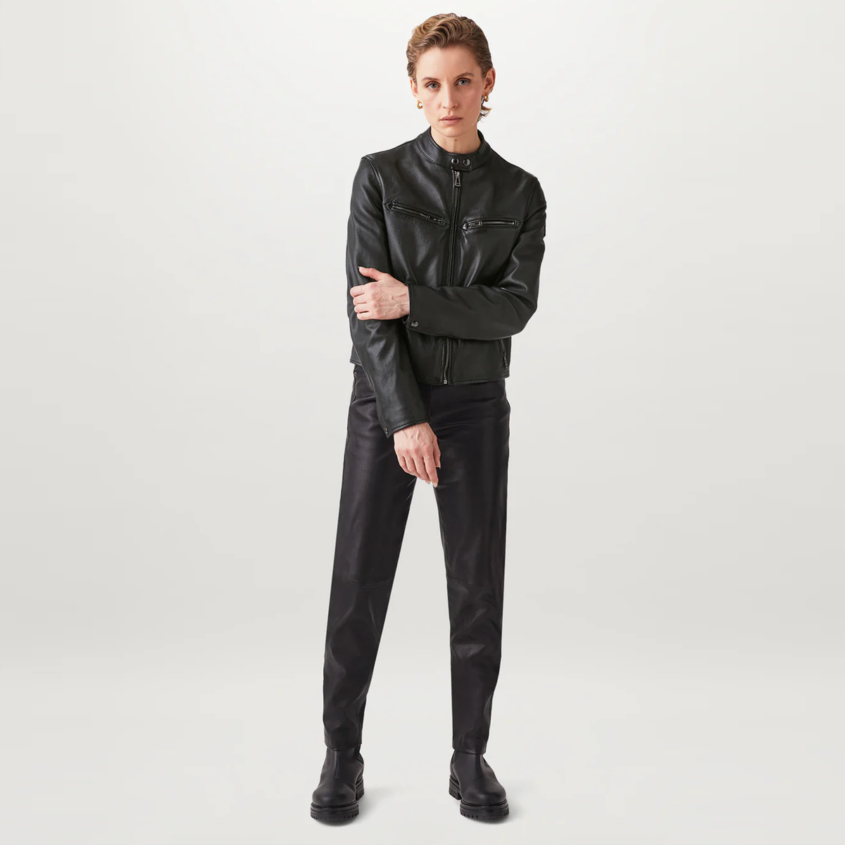 belstaff-damen-lederjacke-pine-black-schwarz-104588-black-2