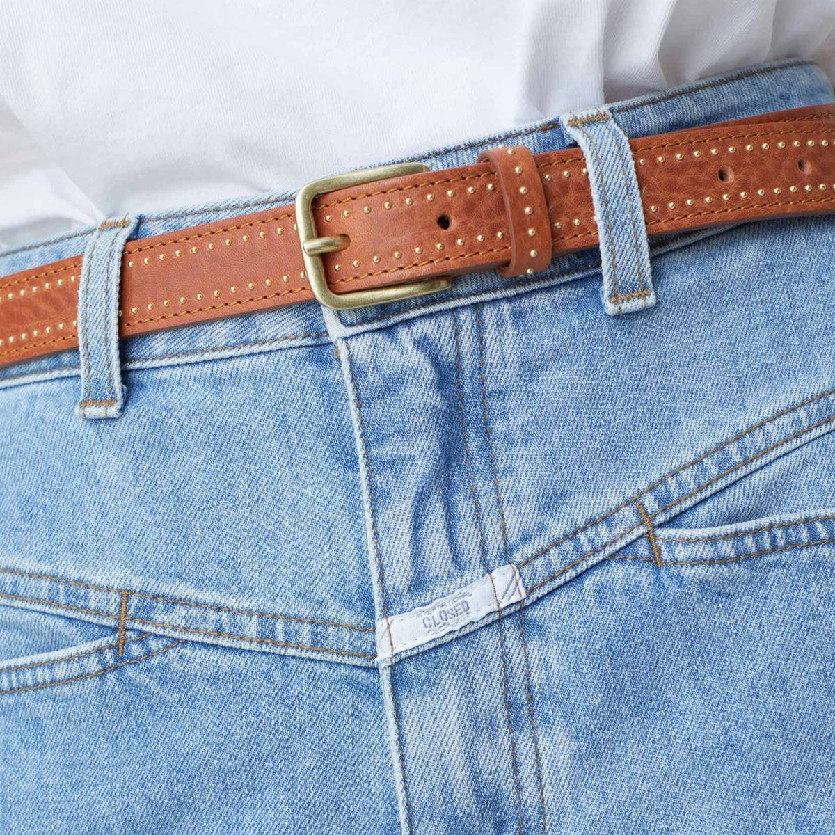 closed-guertel-caramel-c90129-89M-22-942-3