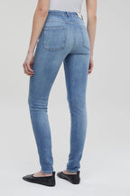 closed-jeans-skinny-pusher-long-mid-blue-c91123-04t-3n-mbl-4