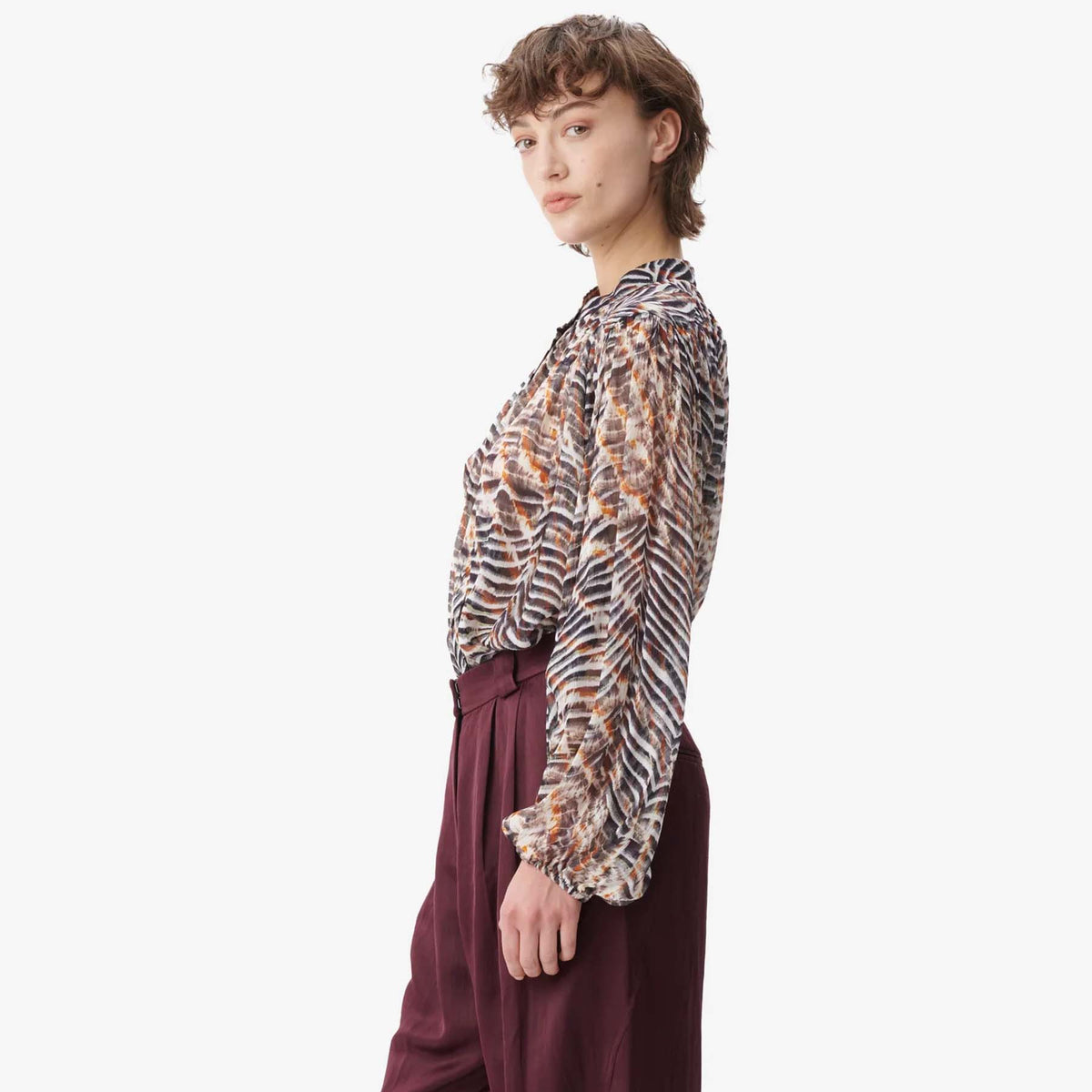 lala-berlin-bluse-baylin-beige-gemustert-animal-print-zebra-shibori-1073-52990-3