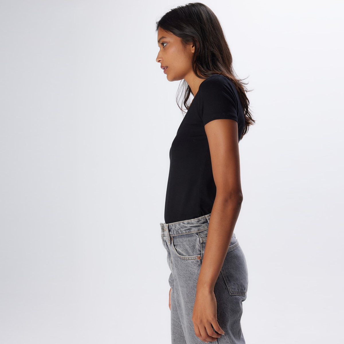 majestic-filatures-damen-t-shirt-schwarz-noir-black-m001-fts136-002-04