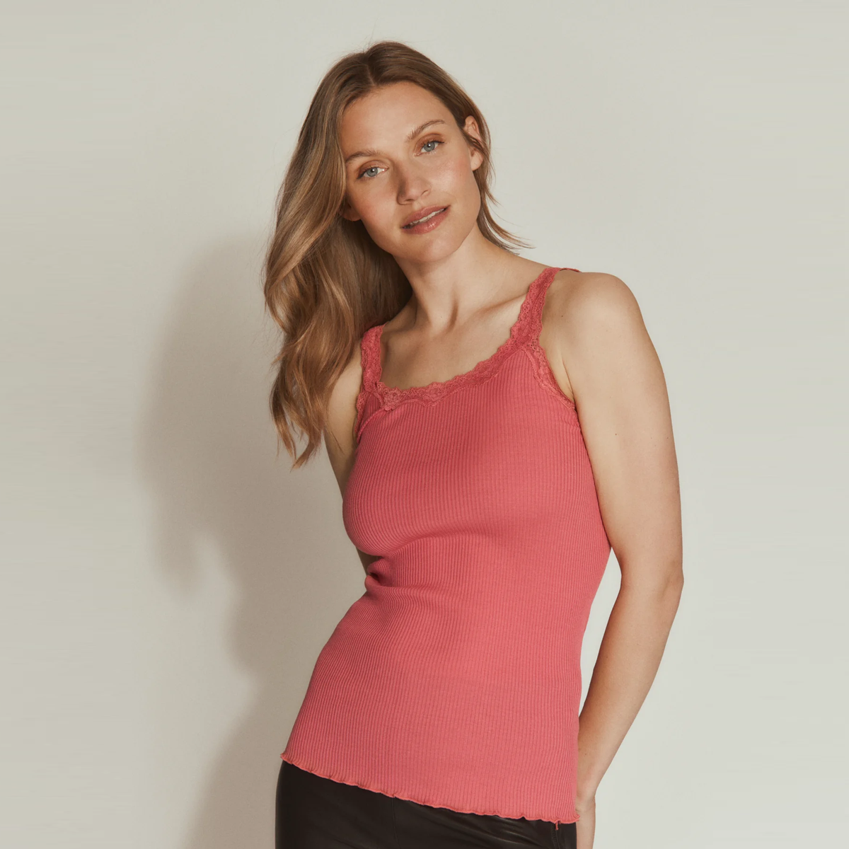 ROSEMUNDE Seidentop BABETTE mit Spitzenbesatz - Pink