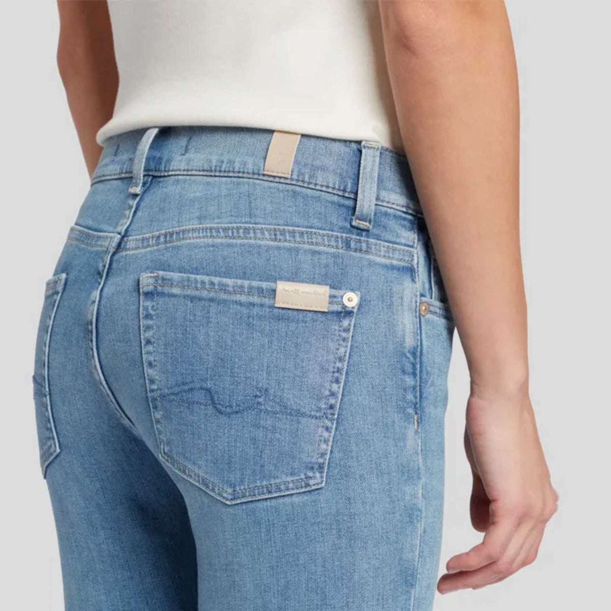 seven-for-all-mankind-7fam-damen-denim-jeans-bootcut-slim-illusion-intro-blau-hellblau-light-blue-jswbc120tr-4