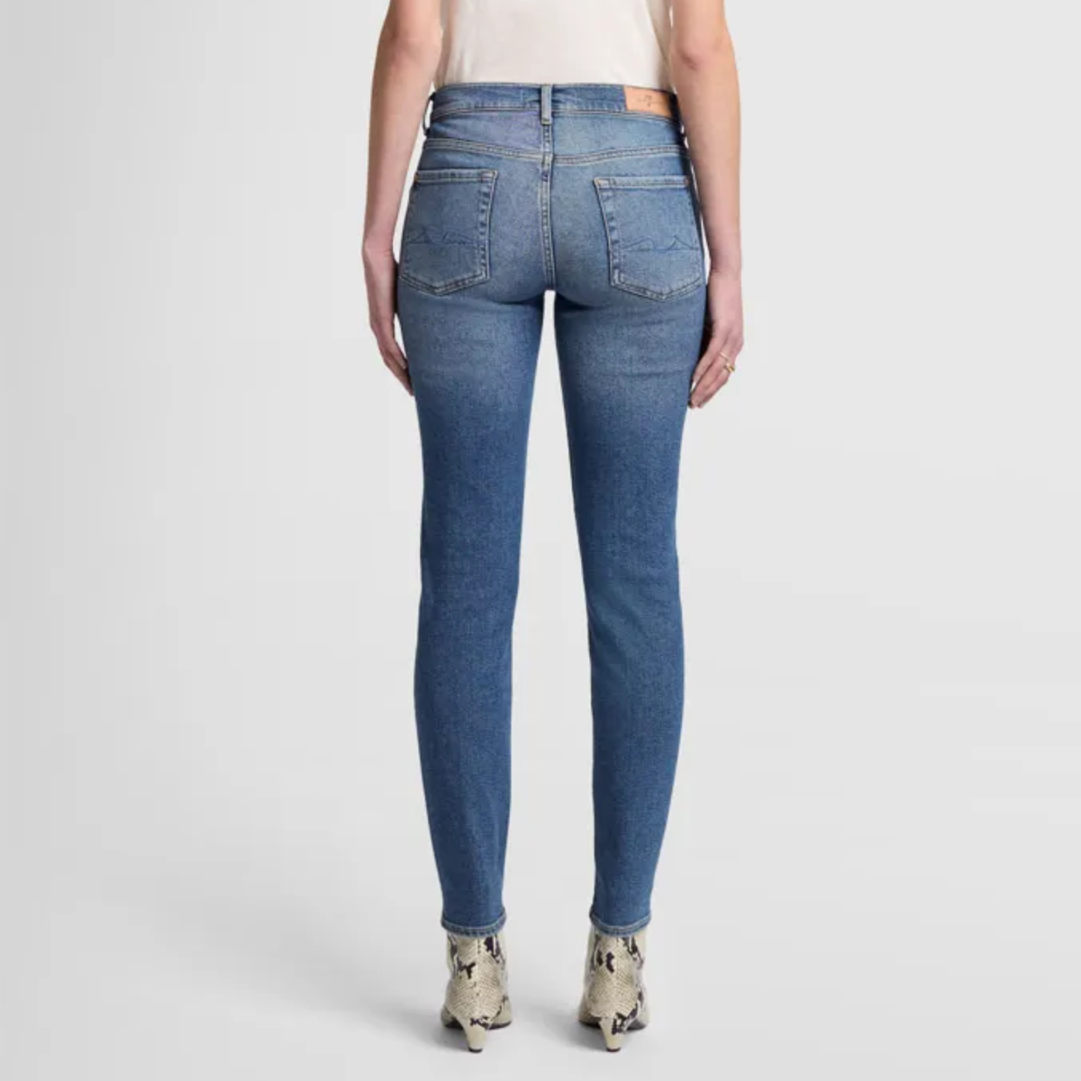 seven-for-all-mankind-damen-denim-jeans-roxanne-luxe-vintage-love-affair-blau-mid-blue-jswx1200lf-4