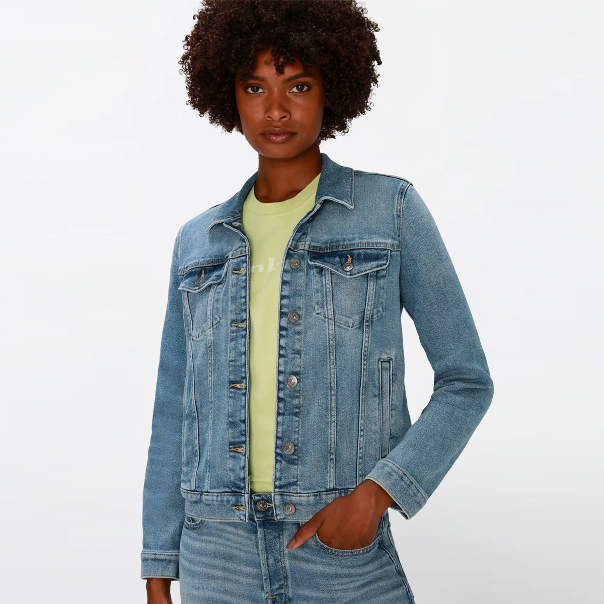 seven-for-all-mankind-jeansjacke-jacke-modern-trucker-luxe-vintage-legen-light-blue-jscm1200xl-3